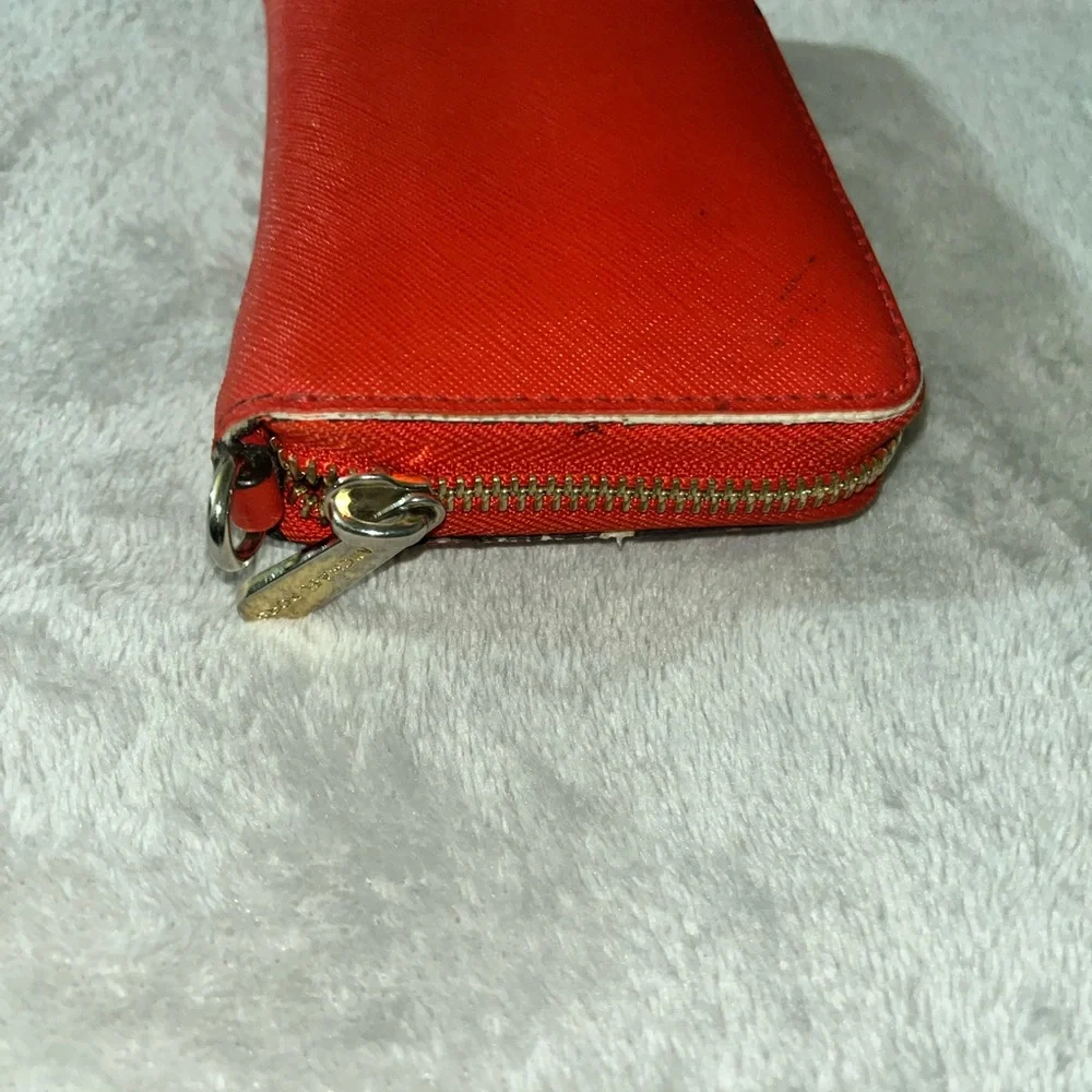 Michael Kors Vibrant Red/ Orange Wallet GUC
